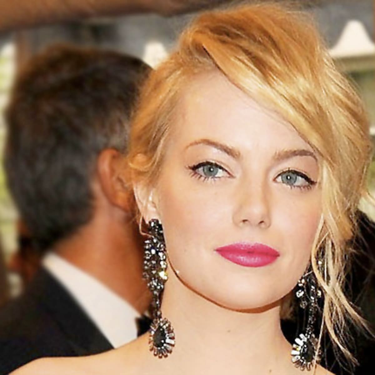 F is for Formal: 7 Makeup Looks for Fancy Occasions like Prom 'n' Other  Stuff - Beautygeeks