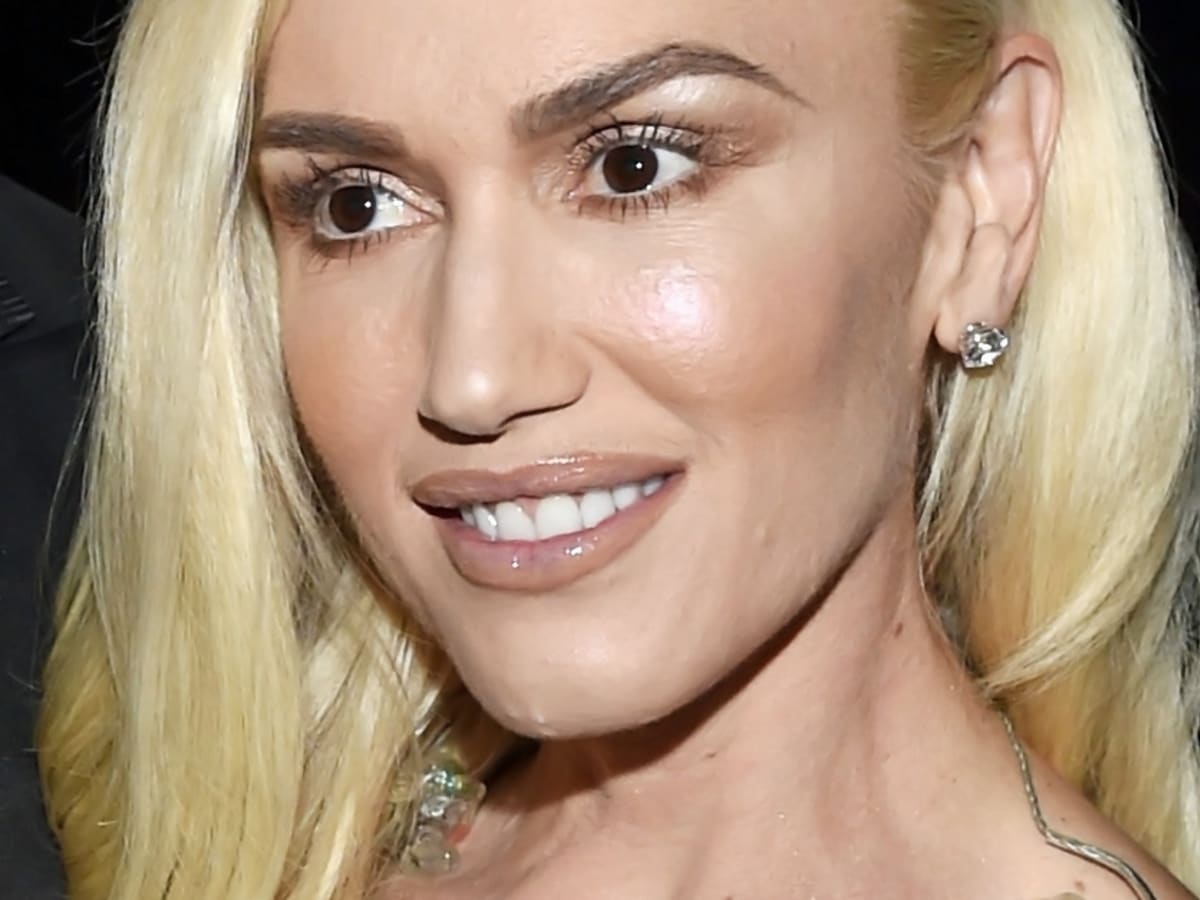 Gwen stefani makeup top