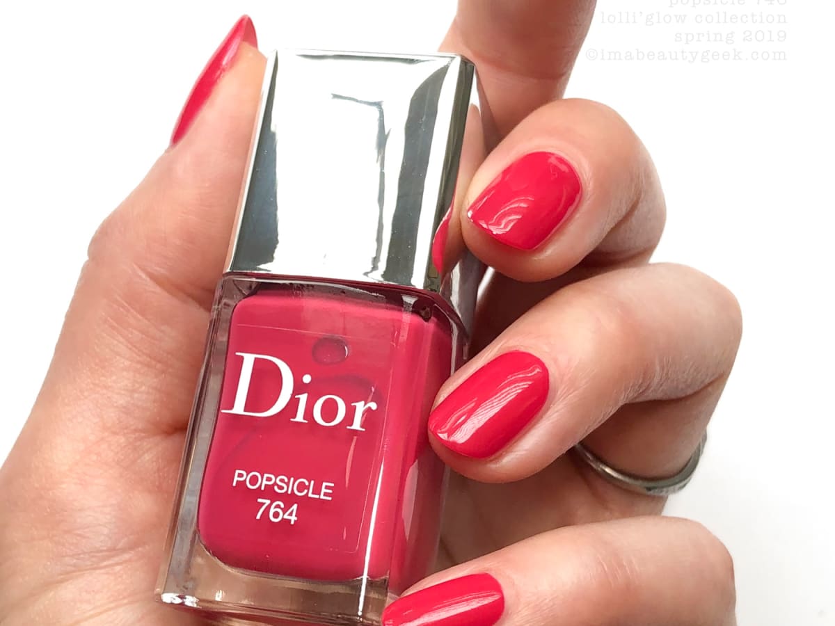 DIOR LOLLI GLOW COLLECTION NAIL VERNIS SWATCHES REVIEW SPRING 2019