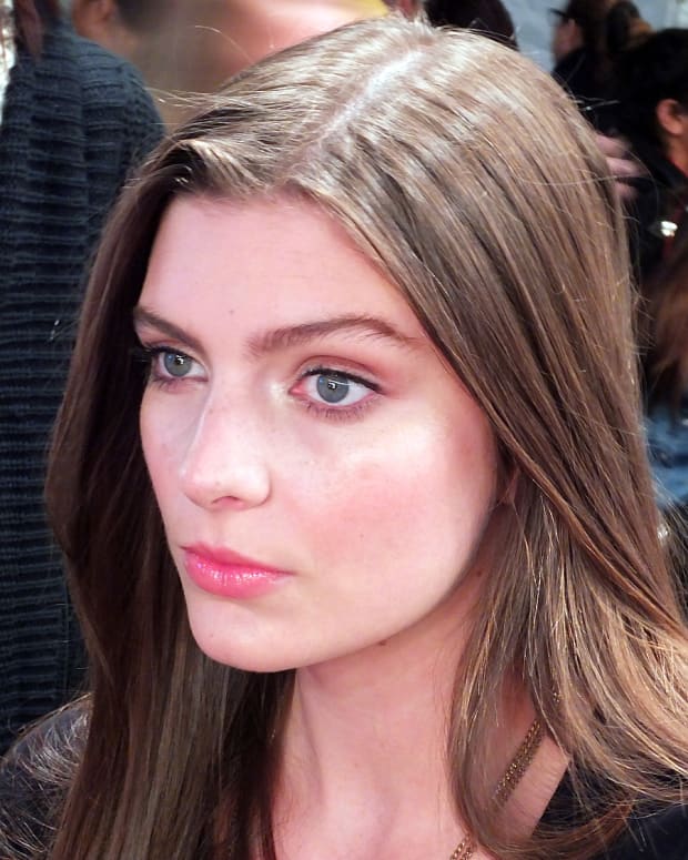 Rich Girl beauty for David Dixon at World Mastercard Fashion Week_makeup by Grace Lee for Maybelline
