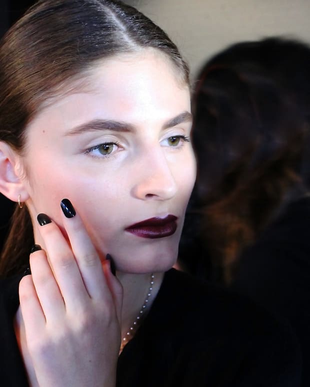 Lorde makeup Covergirl_Bellavance runway look_TheshOws_Fall 2014