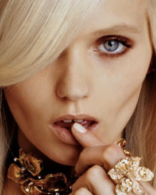 Versace for H&M_Nov2011