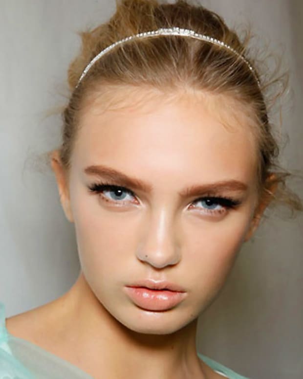 Marc Jacobs Spring 2012 beauty