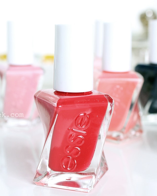 Essie Gel Couture nail polish