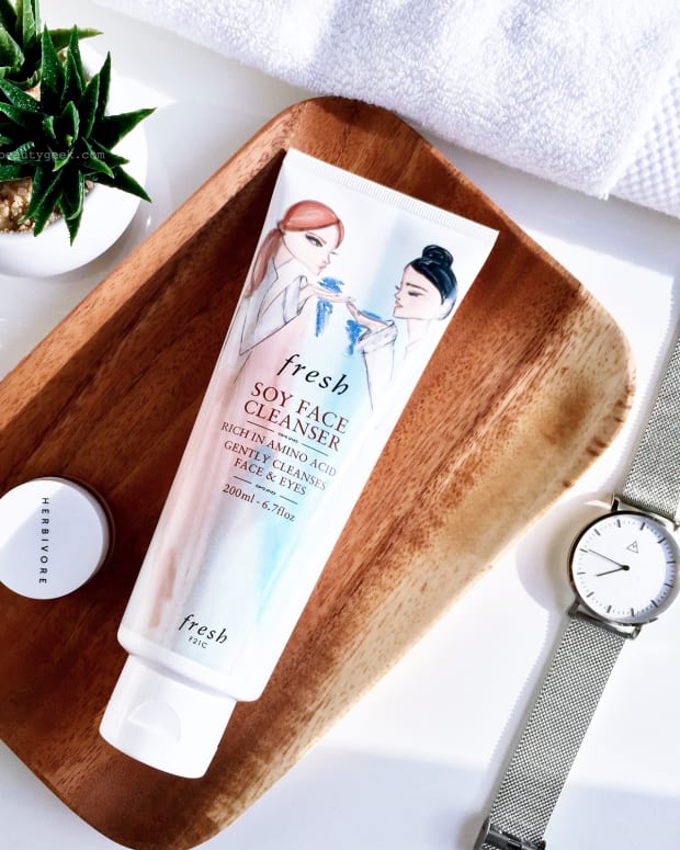Fresh Soy Face Cleanser anniversary edition tube