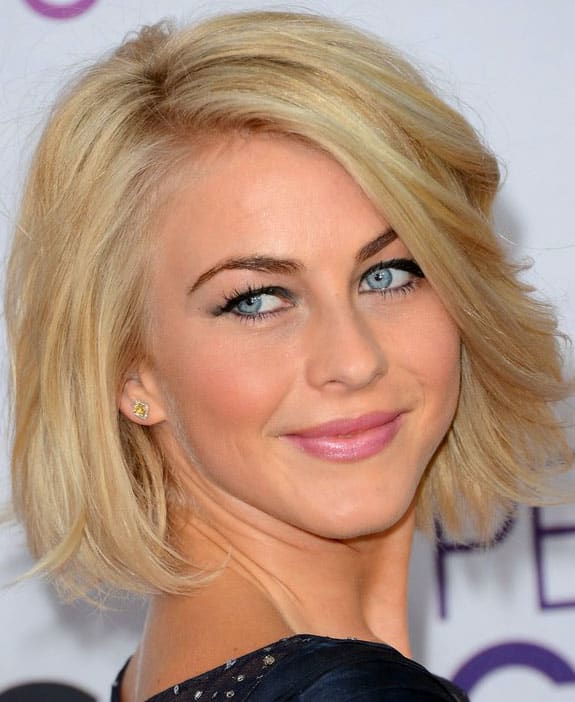 Red Carpet Makeup: Princess-Pink Lips on Julianne Hough at People's ...