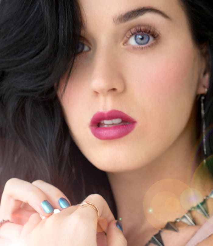 Make Under: Katy Perry Lightens Up With a Fresh Face for Covergirl ...