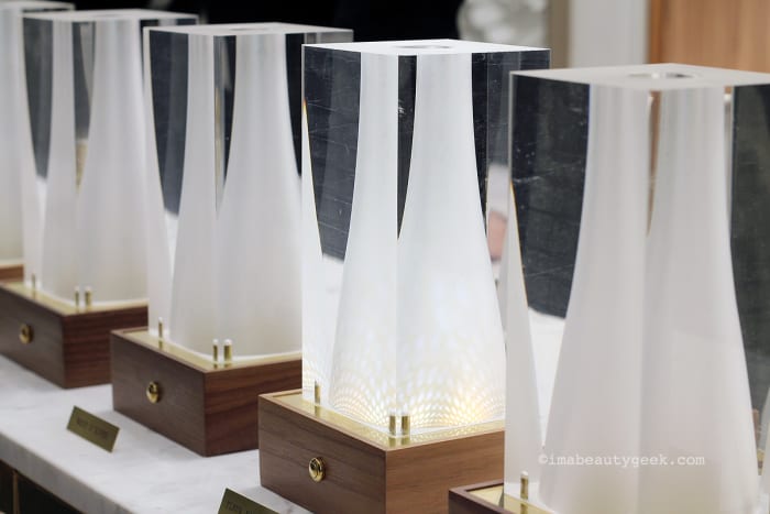 Elegant Ex Nihilo vases de senteurs allow you to smell each fragrance perfectly one after the other without overloading your senses