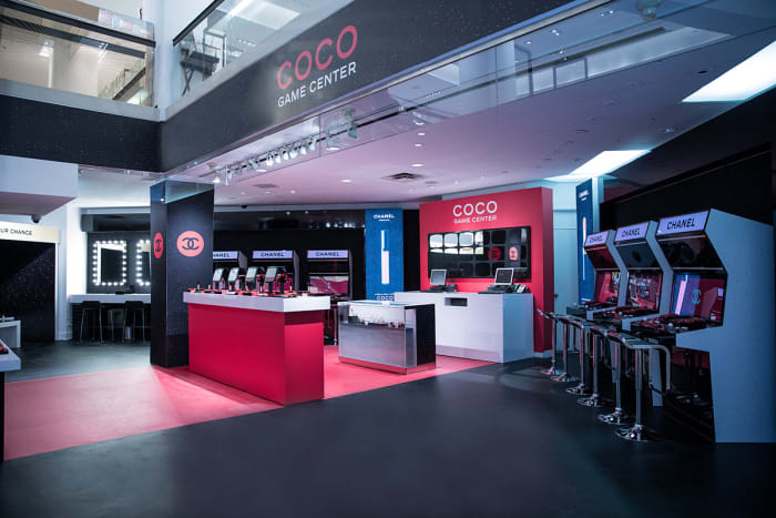 Chanel Coco Game Centre-Holt Renfrew 2018