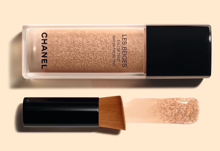 Chanel Les Beiges Eau de Tint Water-Fresh Tint: not an emulsion at all. (Brush included with purchase, btw.)