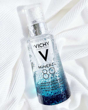 Vichy Mineral 89 is, in this menopausal beautygeek's opinion, a must-have hydrating serum for mature skin.