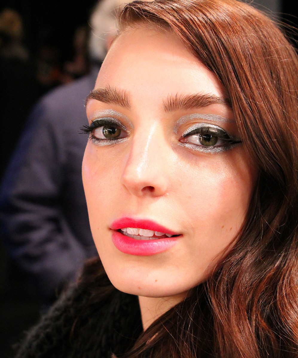 silver and black liner_Dajana_backstage beauty Line at wmcfw_makeup by Grace Lee for Maybelline