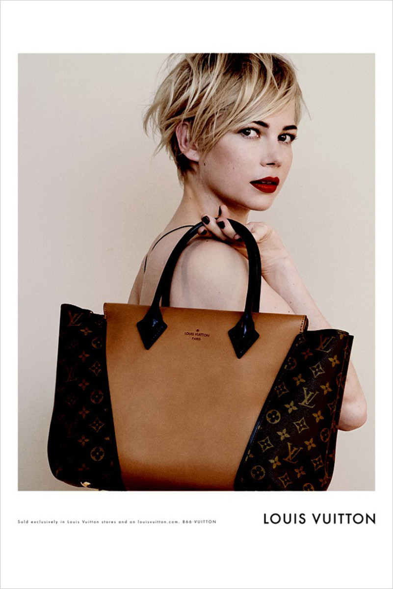 Michelle Williams Is a Happy Woman in Louis Vuitton Blossom