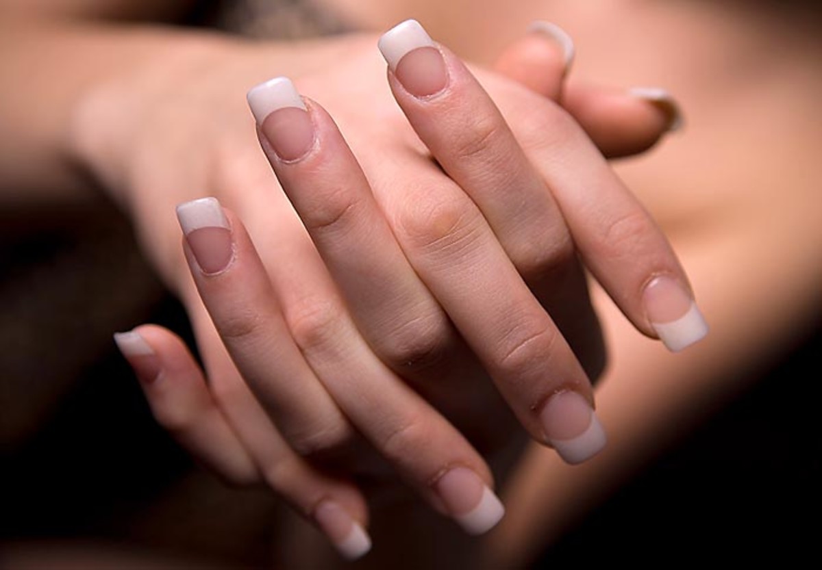 french_manicure_shorter