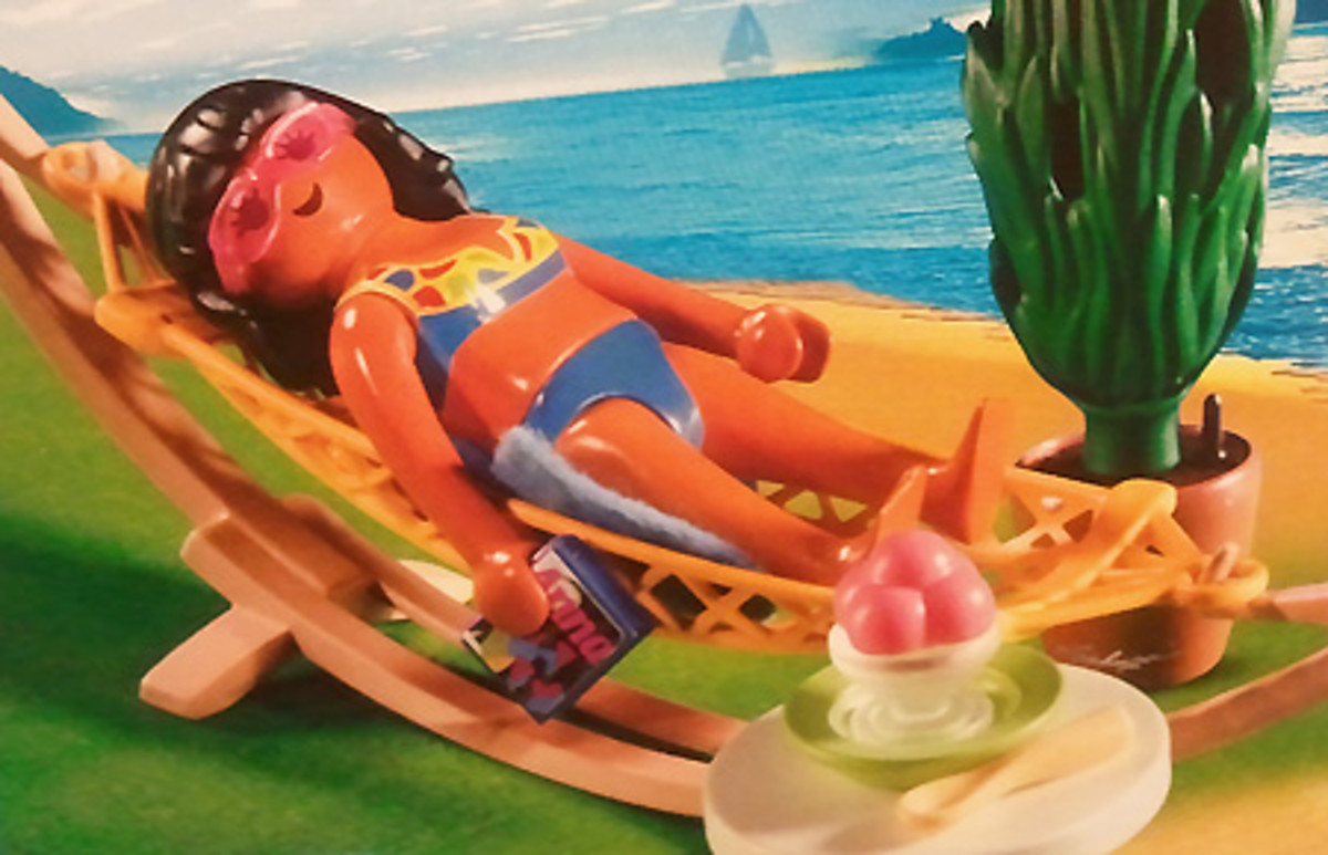 Playmobil sunbather doll_BEAUTYGEEKS_imabeautygeek.com.jpg