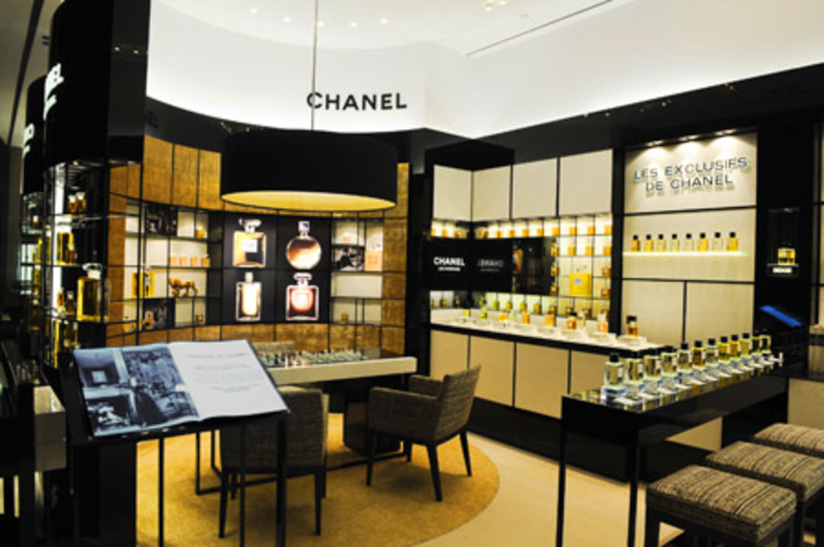 Chanel Espace Parfums 1