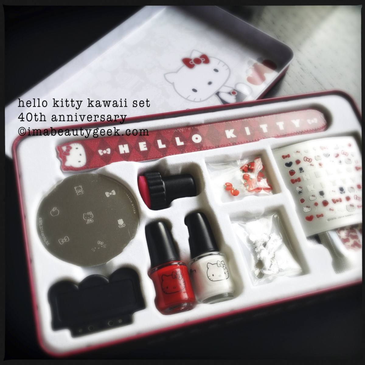 Hello Kitty Nail Art Kit: Kawaii 40th Anniversary - Beautygeeks