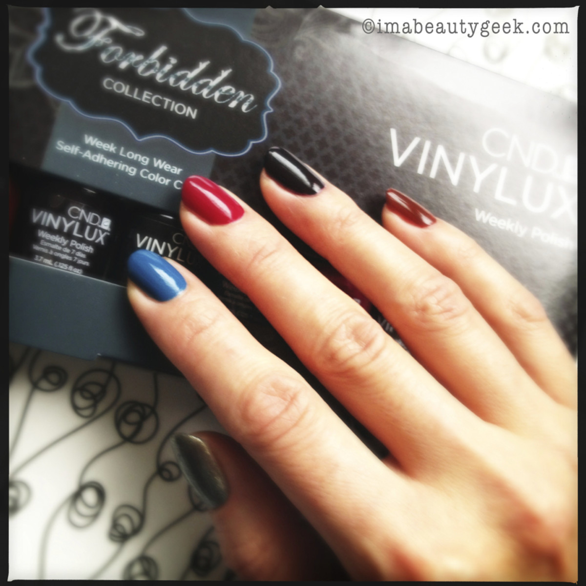 CND Vinylux review_Vinylux Forbidden Collection Right