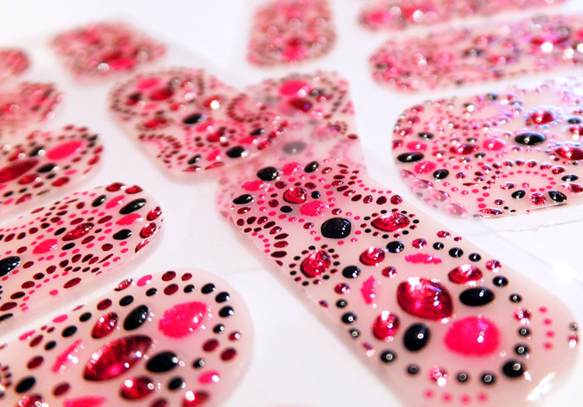 Revlon nail stickers_Revlon by Marchesa Evening Garnet 3D Jewel Nail Art Appliques