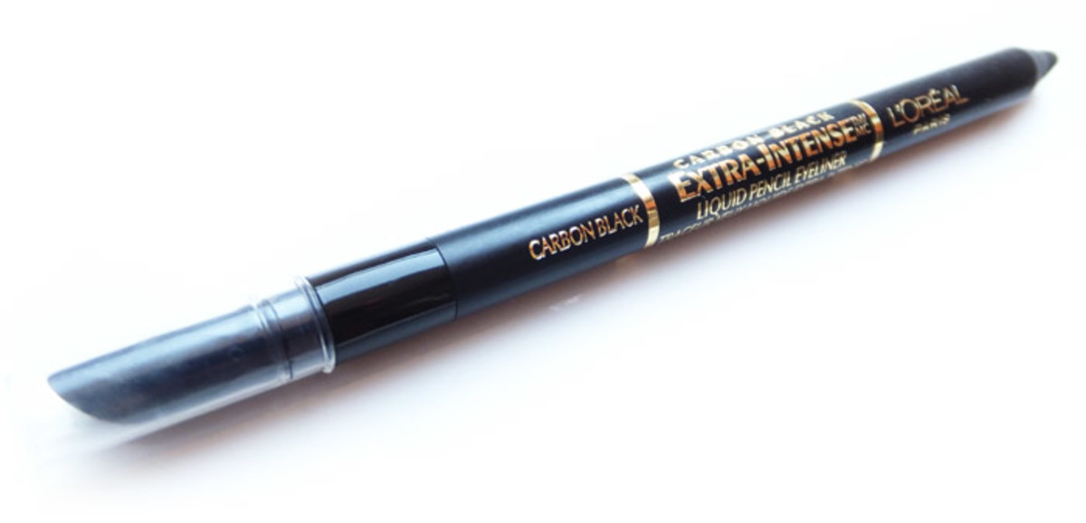 L'Oreal Paris Carbon Black Extra-Intense Liquid Pencil Eyeliner