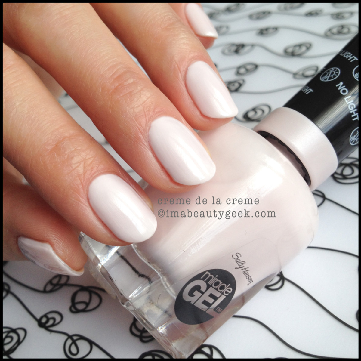 sally hansen gel polish light