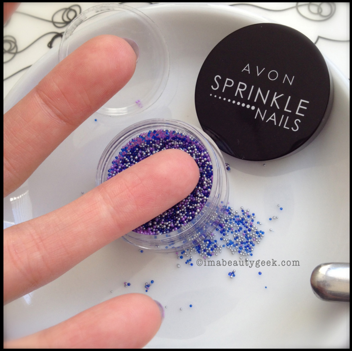 Avon Sprinkle Nails_3