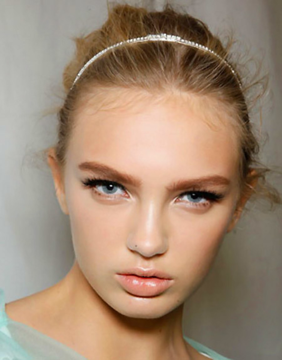 Marc Jacobs Spring 2012 beauty