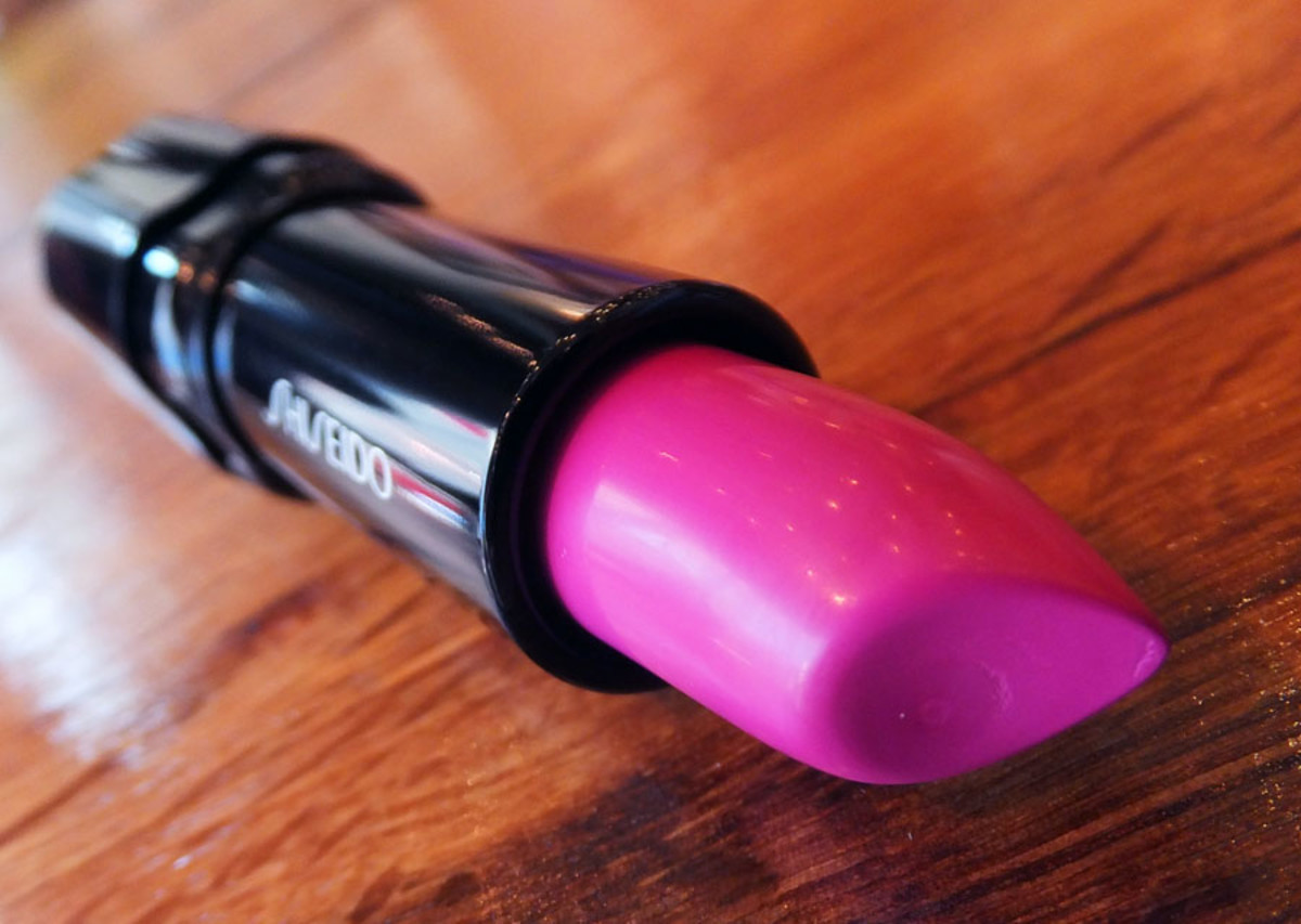 Shiseido Perfect Rouge Lipstick in RS 320