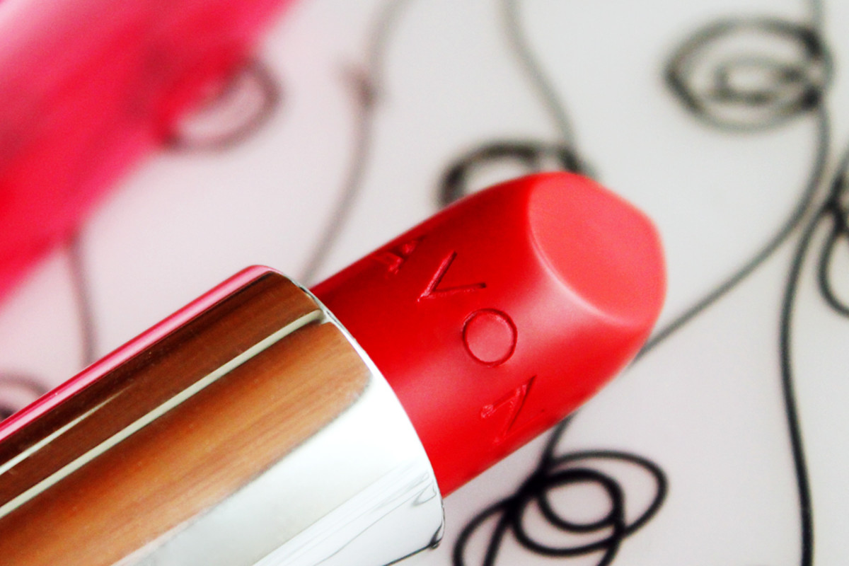 Avon Ultra Color Absolute Lipstick SPF 15_Red Velvet