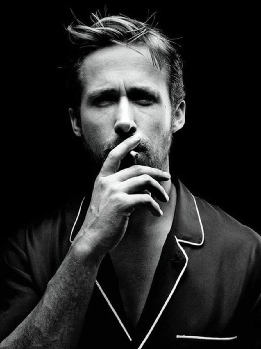 Ryan Gosling pyjama-style shirt_smoke