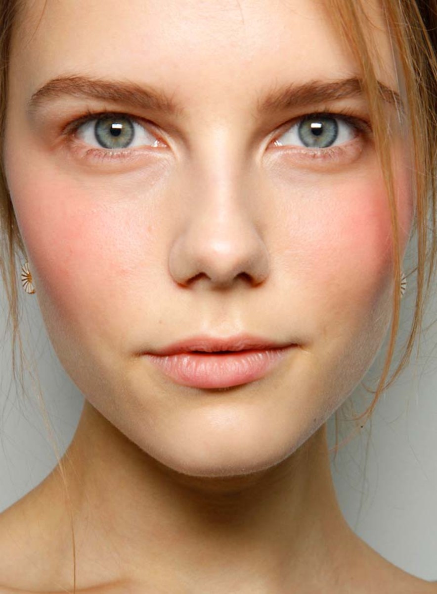 Rosy cheeks: the best way to brighten a complexion and make eyes sparkle