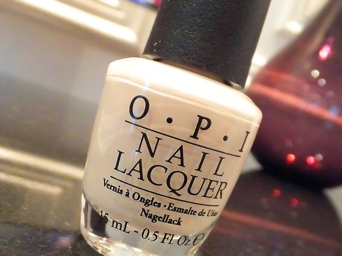 OPI Spring 2013_Euro Centrale_My Vampire is Buff