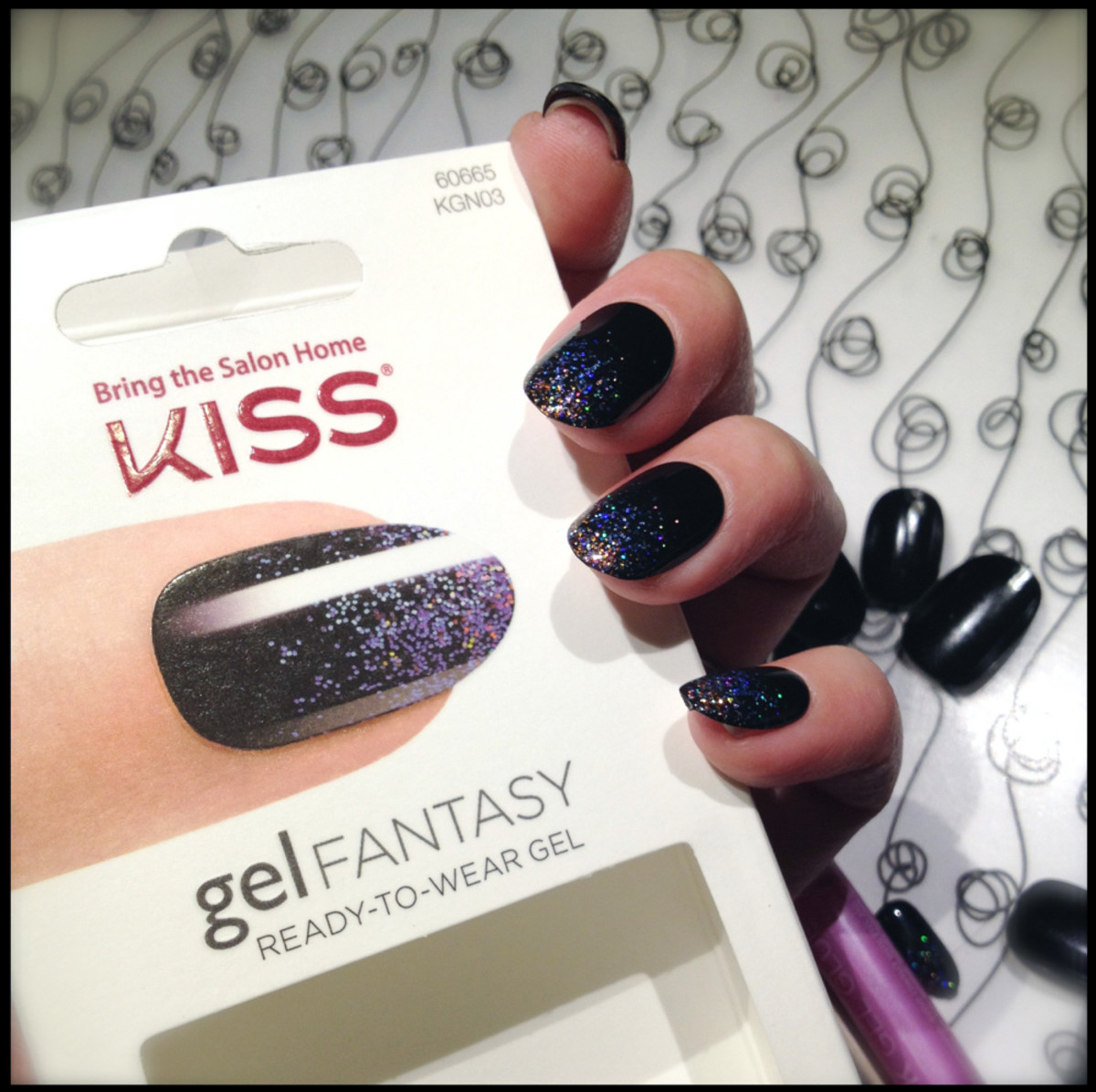 Kiss Gel Fantasy Ready-to-Wear Gel press-on nails