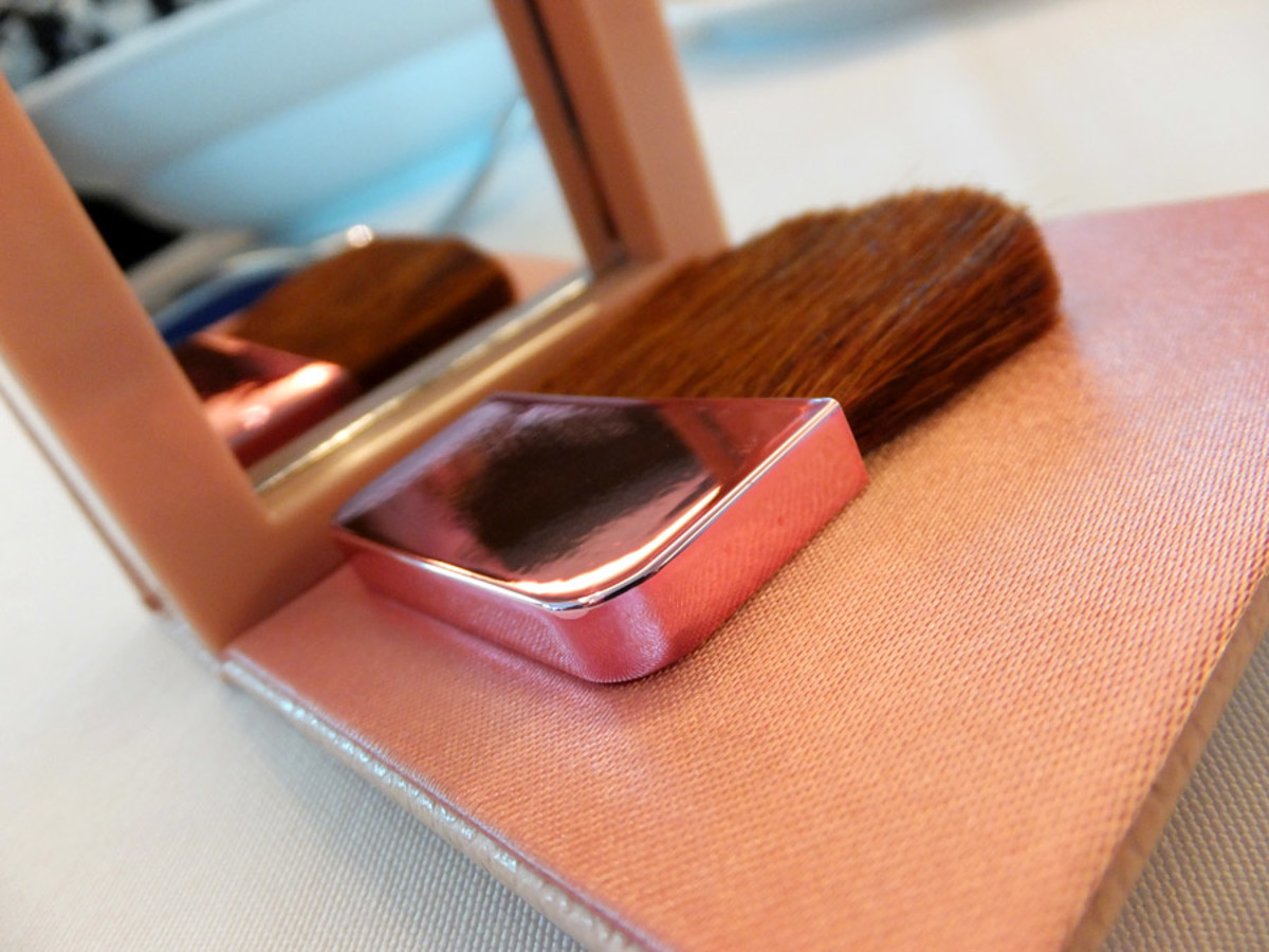 Physicians Formula Nude Wear compact mirror and brush