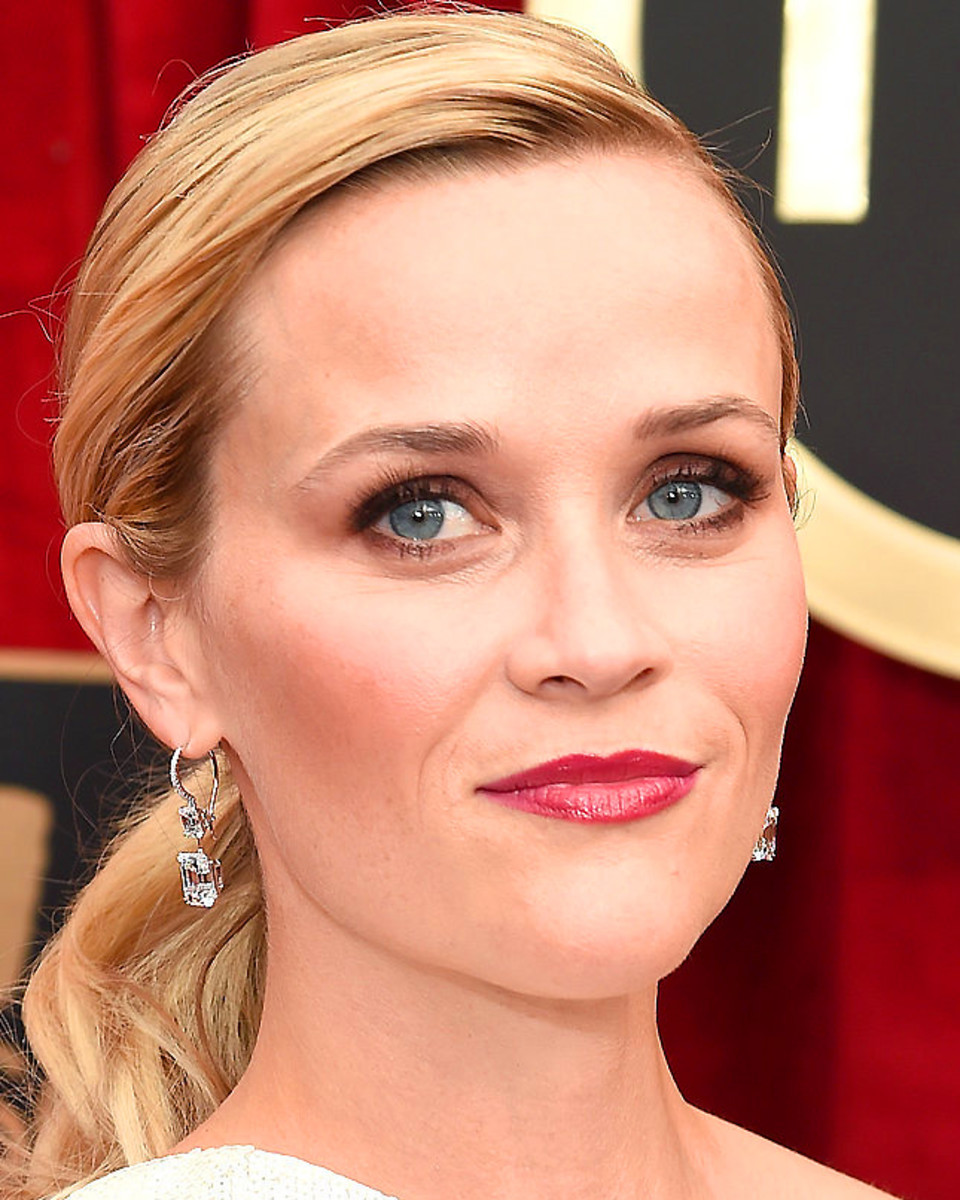 Reese Witherspoon's Uses This $20 Clean Mascara for Volumized Lashes –  SheKnows