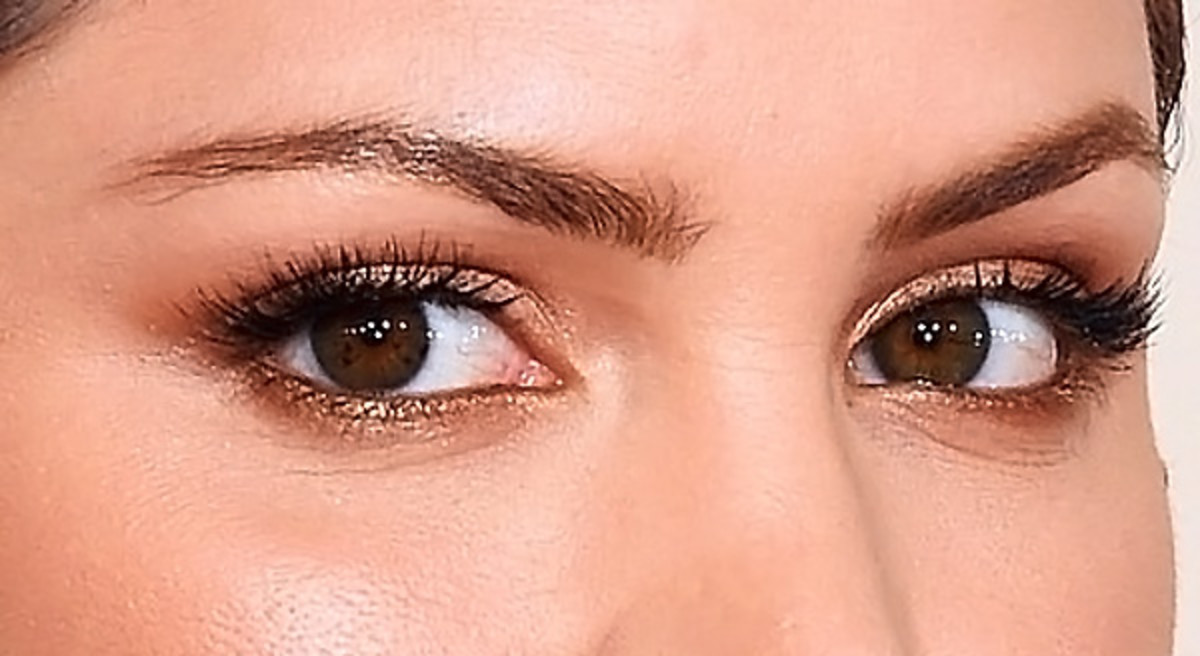 Katharine McPhee Grammy Awards 2015 eye makeup