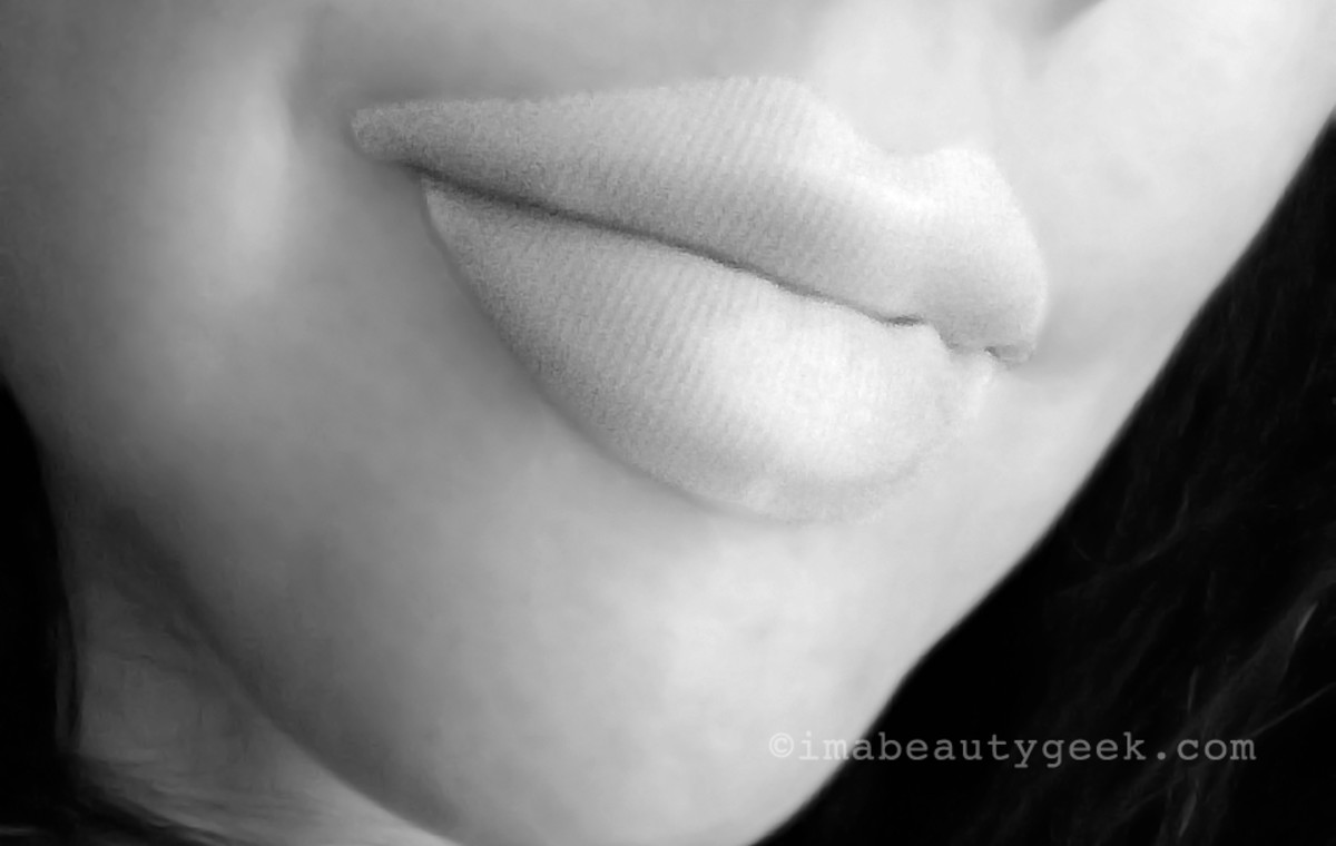 Bebe Lip Mask on lips ©BEAUTYGEEKS/imabeautygeek.com