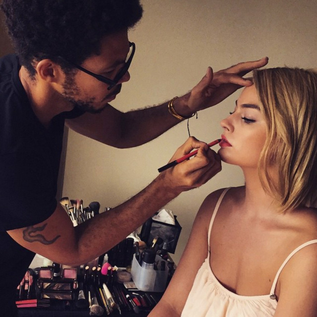 Margot Robbie and celebrity makeup artist Tyron Machhausen for the 2015 Oscars
