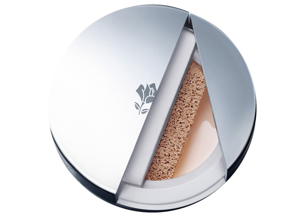 Lancome Miracle Cushion foundation_cross section