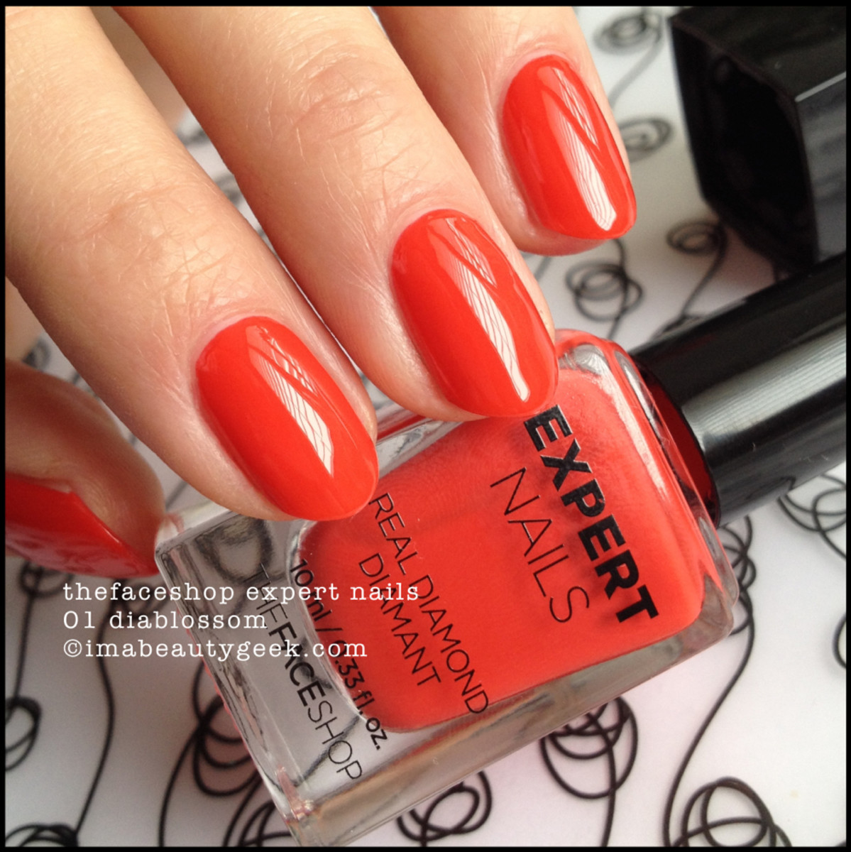 TheFaceShop Expert Nails 01 Diablossom Swatch