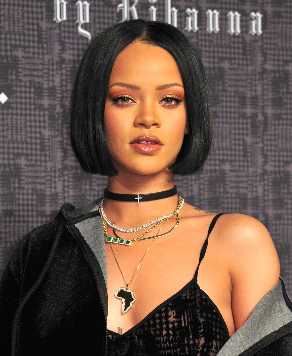 Rihanna Inks Deal With LVMH To Launch Her Own Makeup Brand