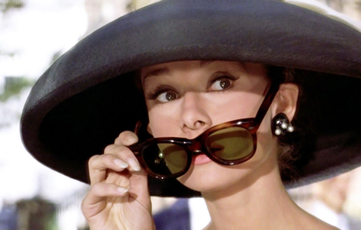 Audrey Hepburn Breakfast at Tiffany's sunglasses