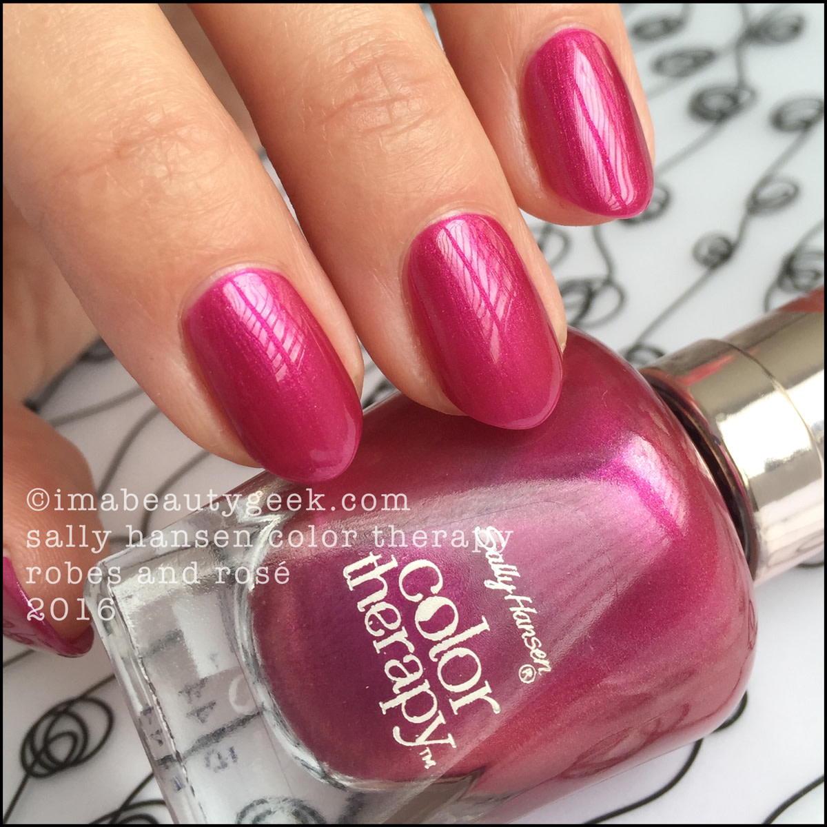 Sally Hansen Color Therapy Review and Swatches_Sally Hansen Robes and Rose Color Therapy
