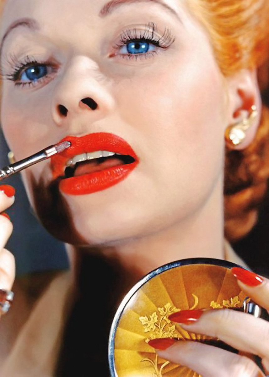 WHAT'S THE FIRST LIPSTICK YOU EVER BOUGHT? - Beautygeeks