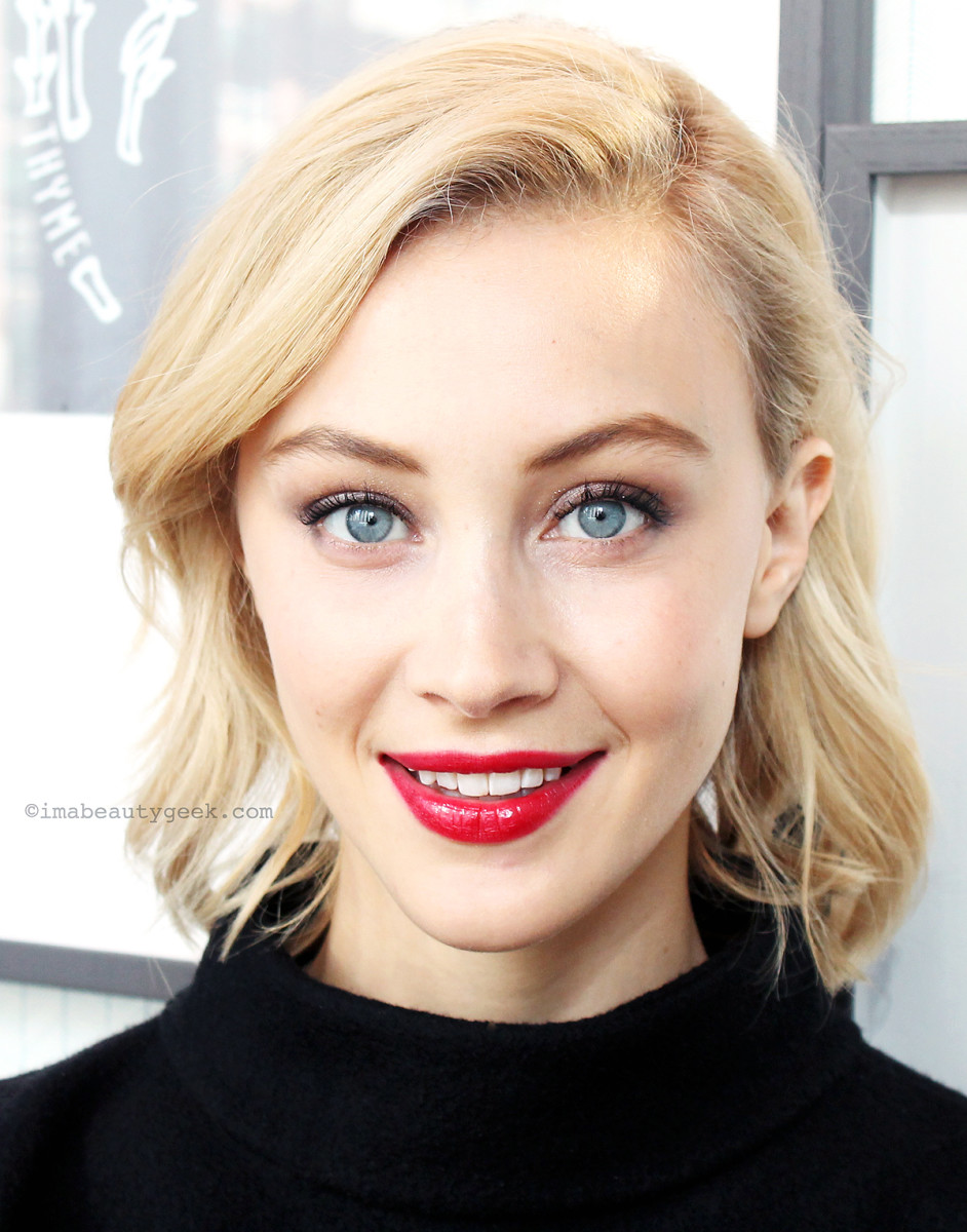 ARMANI HOLIDAY 2015 ON SARAH GADON – IRL - Beautygeeks