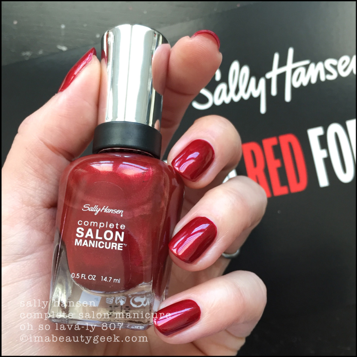 Sally Hansen Oh So Lava-ly 807 CSM - Red/esign Collection 2018