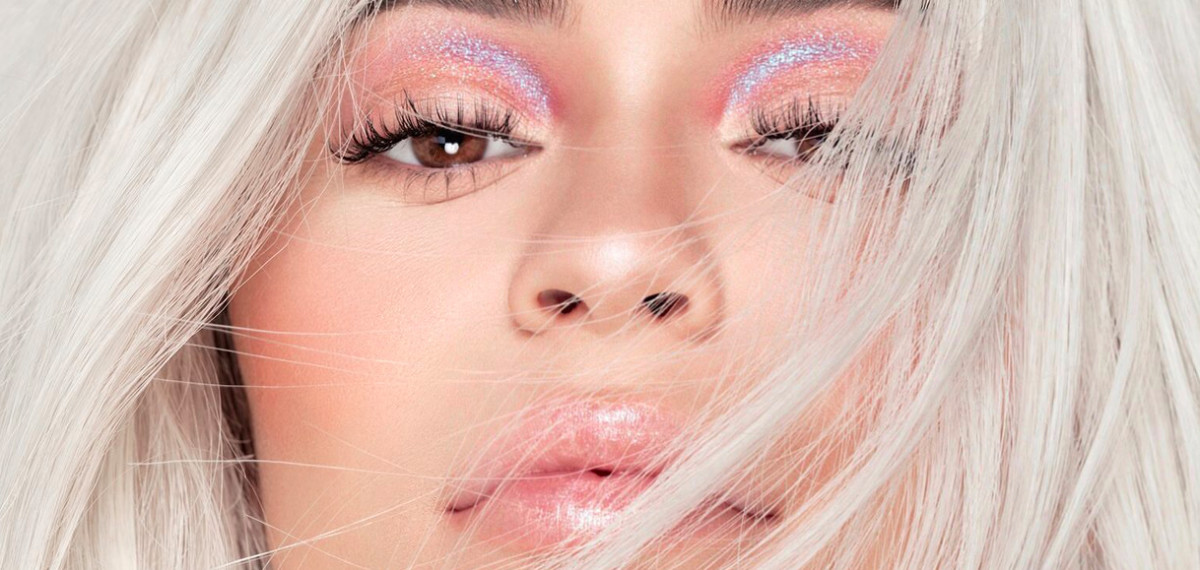 Kylie Jenner holiday 2017 eye makeup