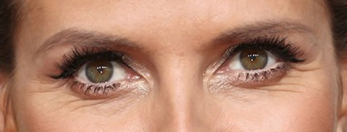 Heidi Klum's eye makeup (and lower false lashes) at the 2018 Golden Globes; makeup artist Linda Hay