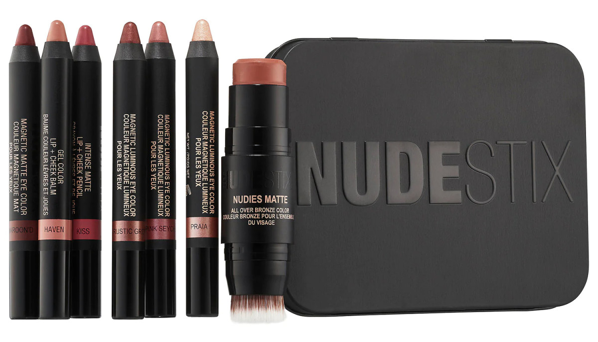 Nudestix Nude Beach Kit ($79 CAD/$75 USD – $221 CAD/$198 USD if bought separately) at nudestix.com